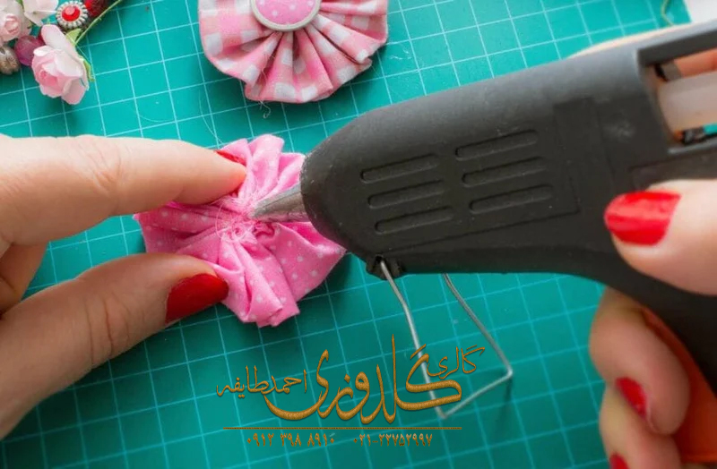 تست چسب روی پارچه قبل از کار تست چسب روی پارچه قبل از کار