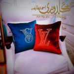 گلدوزی روی کوسن هنر ظریف برای دکوراسیون داخلی لوکس